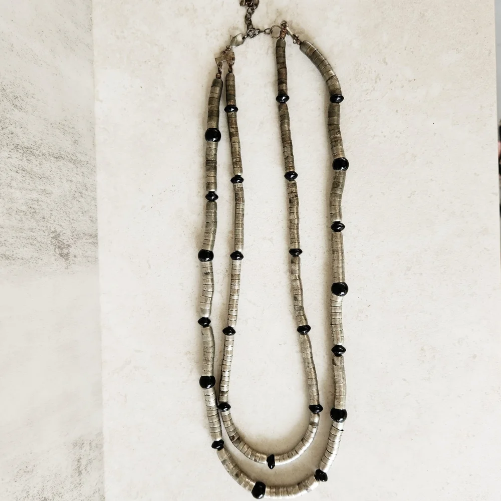 Double Strand Silvertone Stacked Serpentine Metal Cap and Black Beaded Necklace